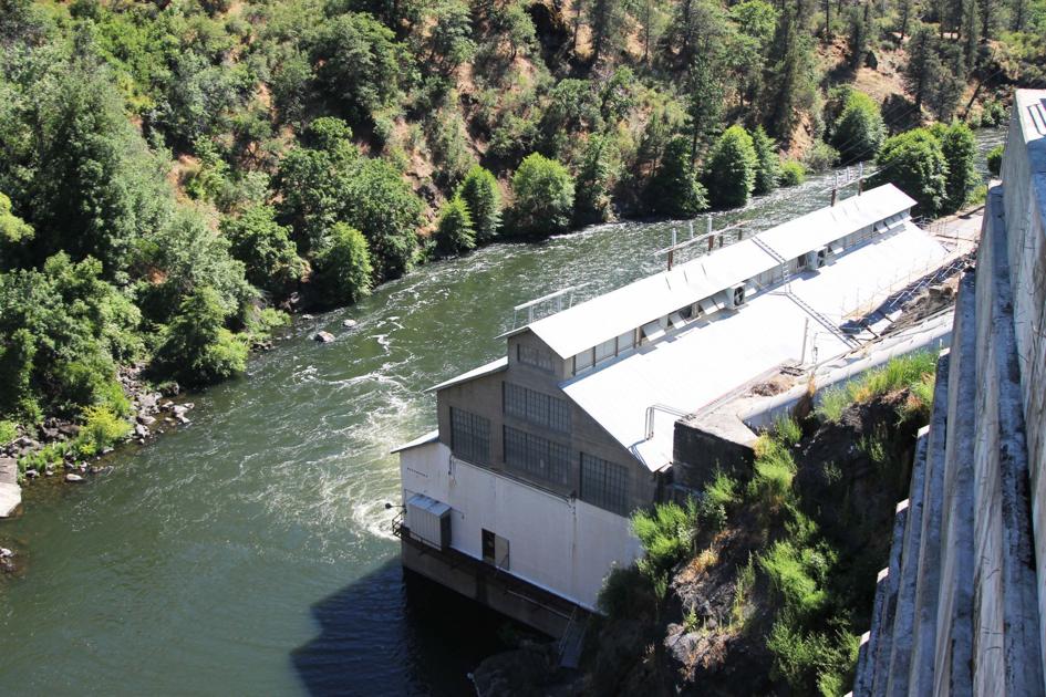 Klamath Dams A river — unlike any other — runs through it Klamath