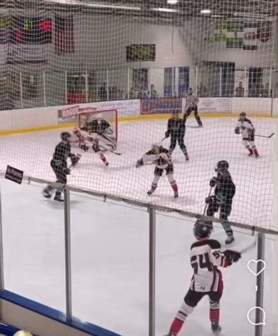 Column: Klamath Falls Ice Hawks' 14-under team displays championship ...