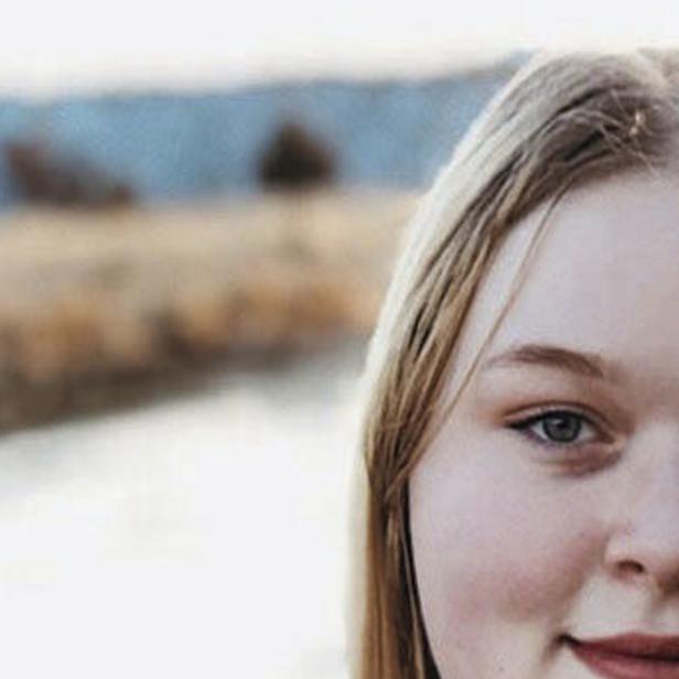 Bonanza Senior In Poetry Out Loud State Finals Local News