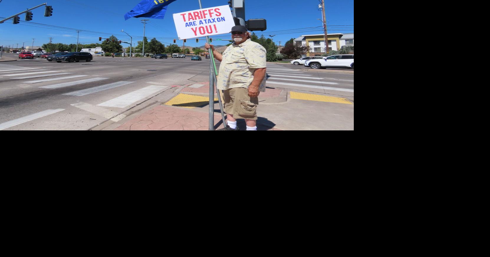 Workers rally - Russ Davis.JPG | | heraldandnews.com