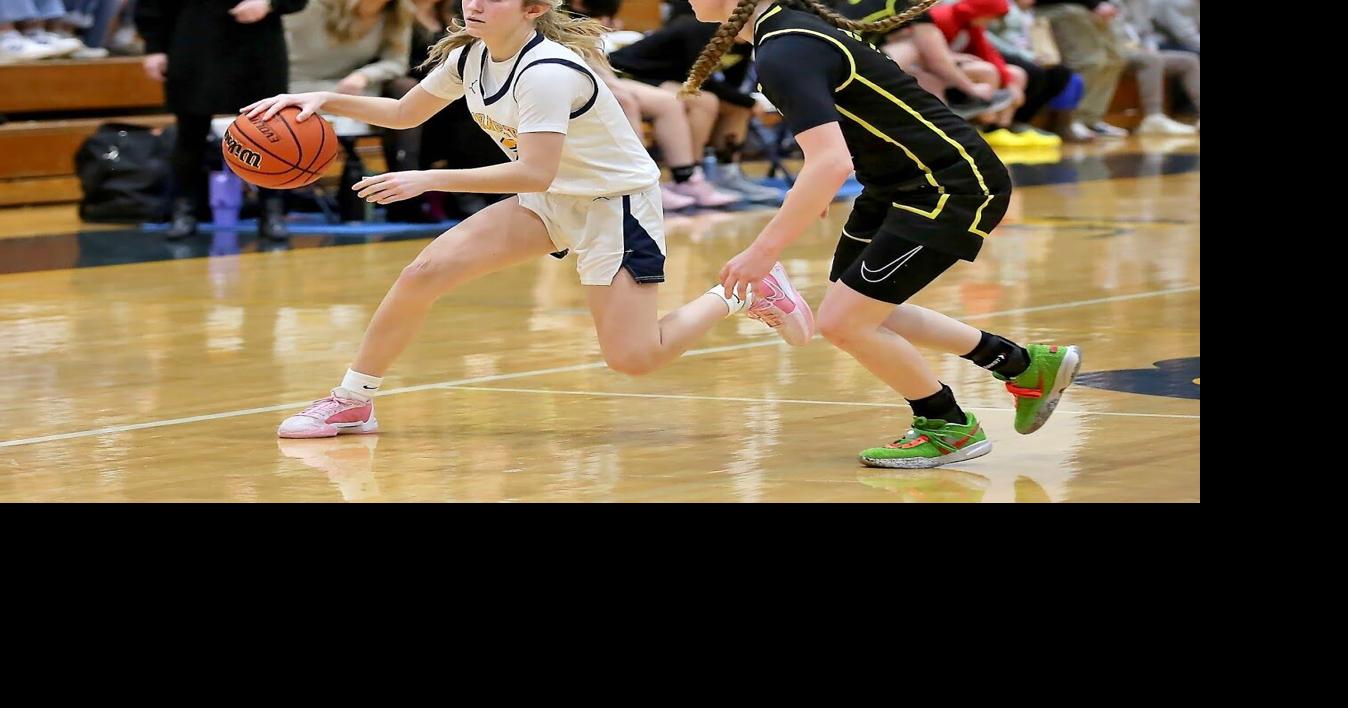 Henley girls 1B1A9137.jpg