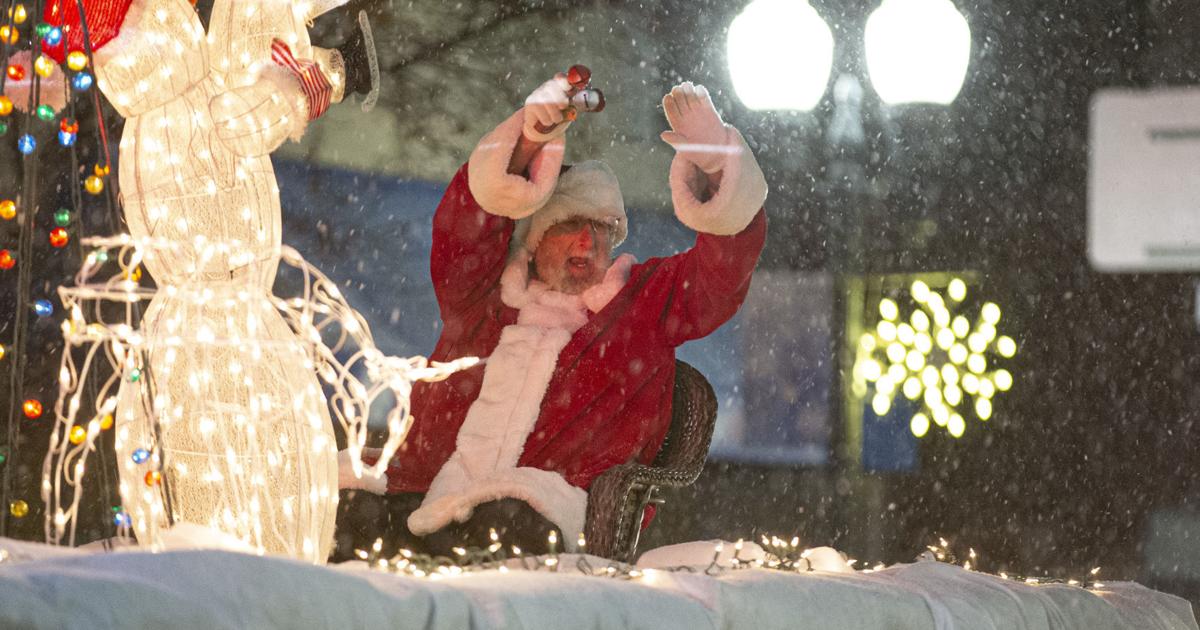 Klamath Snowflake Festival Parade Gallery