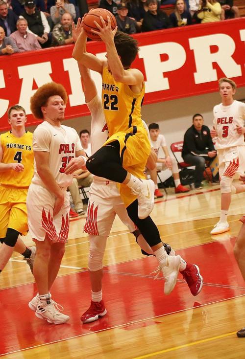 Henley At Ku Boys Basketball 14 Jpg Klamath Heraldandnews Com