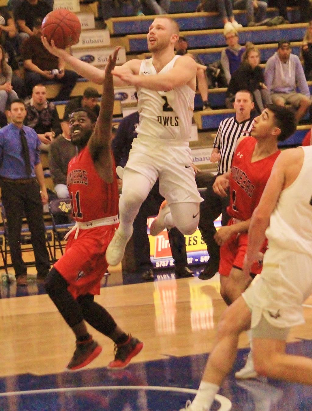 Tech Men S Basketball Wins In Last Second Klamath Heraldandnews Com