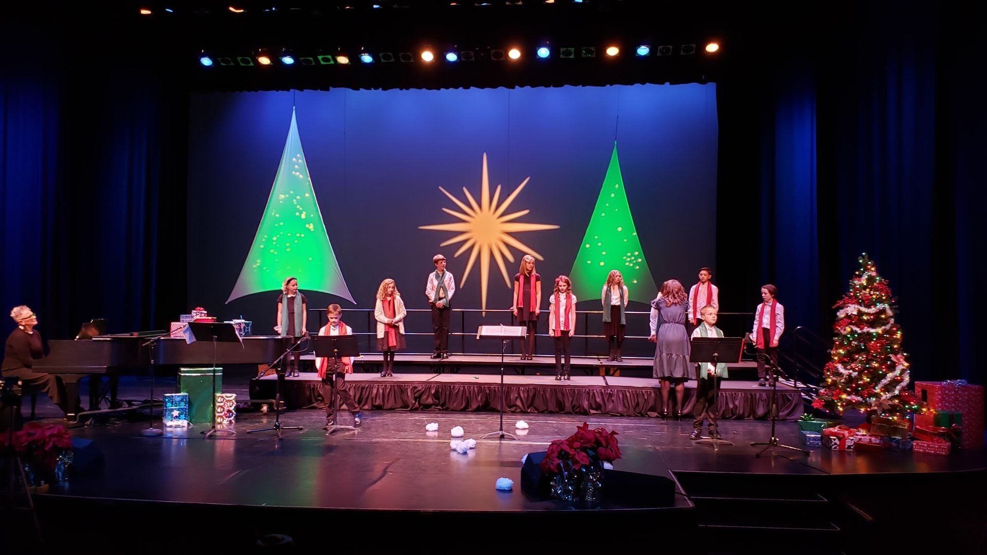 Rag Tag Choir brings virtual Christmas cheer - Vimarsana News