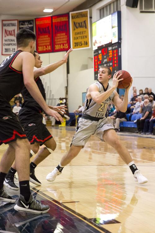 Oregon Tech Vs Southern Oregon Men S Basketball Sports