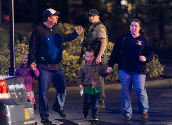 Shooter, victims at Clackamas Town Center identified