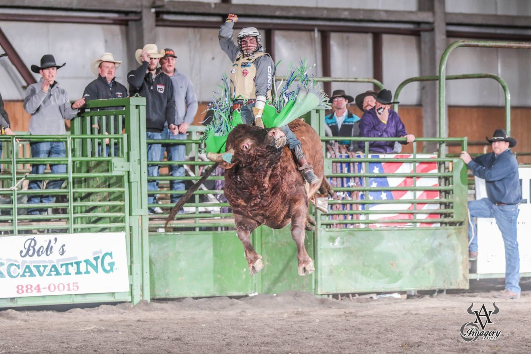Bull Mania Rodeo Bullmania returns to buck off 2025 in Klamath Falls | | heraldandnews.com