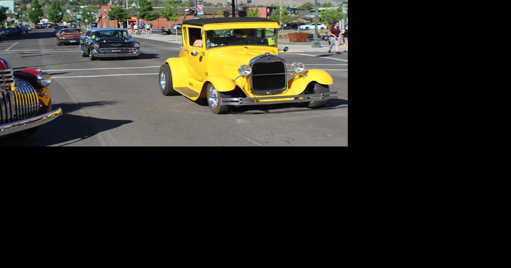 Showtime Kruise of Klamath brings variety of cars to town Klamath