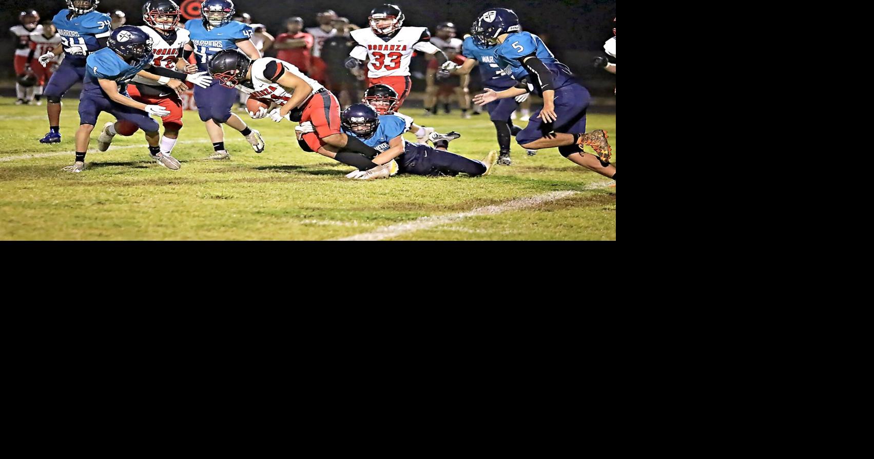 Prep football notebook: Henley tops defending champs, sets up showdown with Mazama