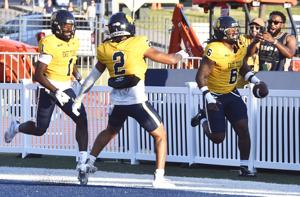 Lamar overtakes East Texas A Lions recognize Hall of Famers