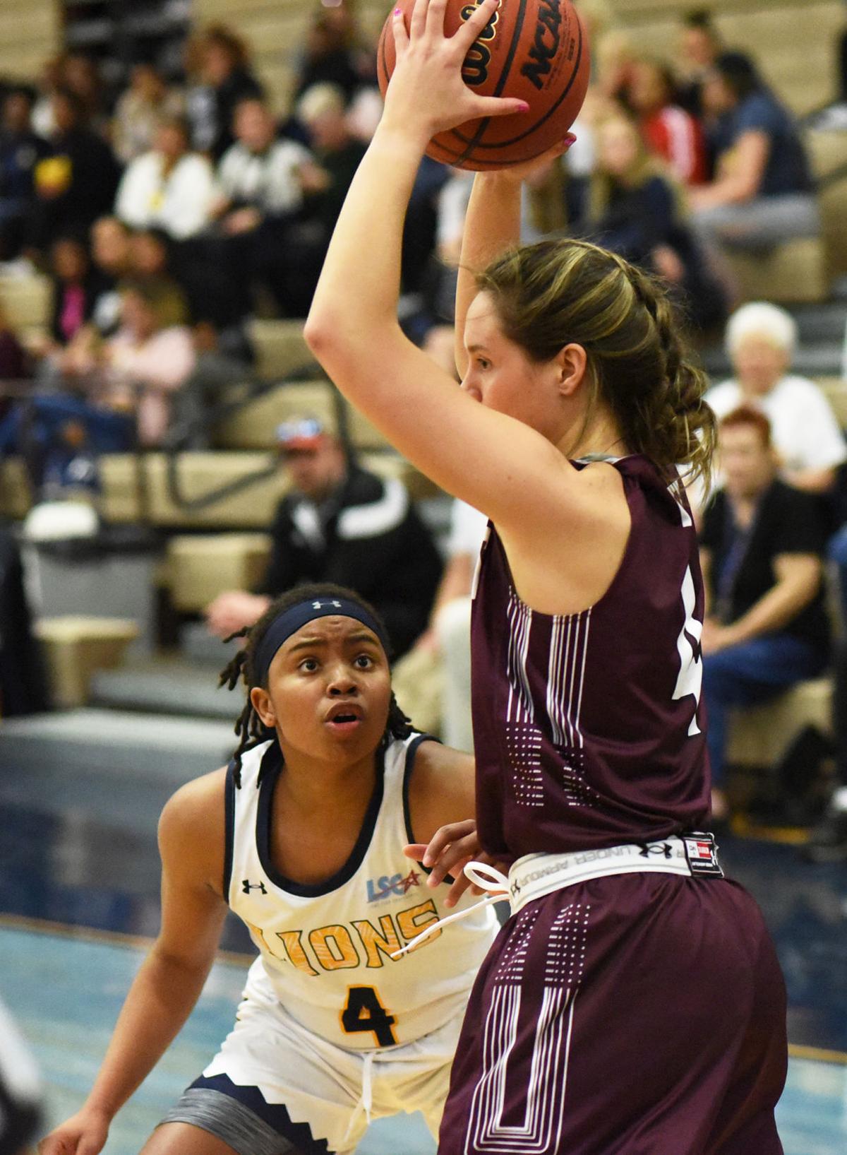 West Texas A M Women Pull Away From Lions In Fourth Quarter