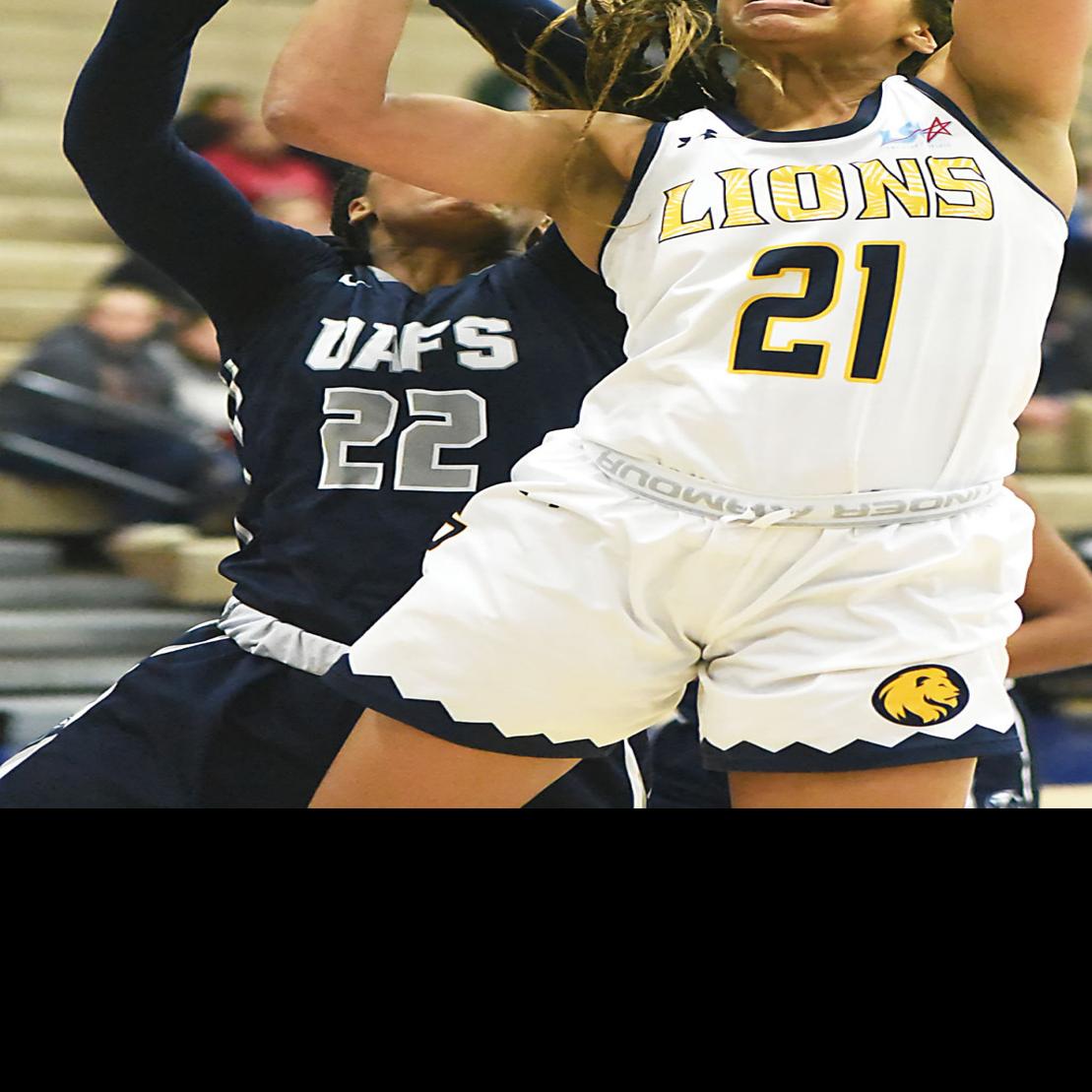Lsc Basketball Roundup No 8 Takes On No 4 Today In Commerce