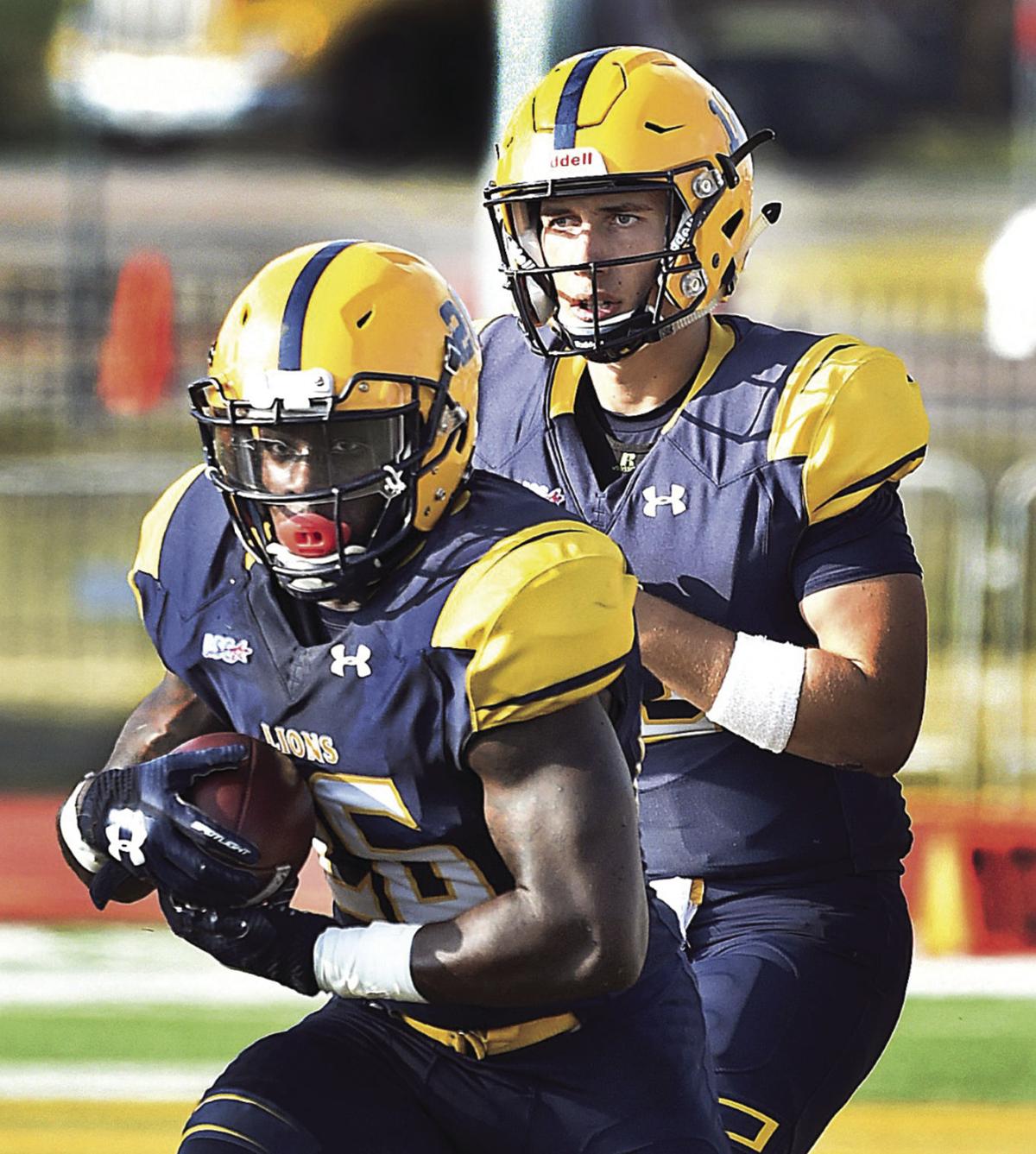 A M C Moves Up To Eighth In National Football Rankings Sports
