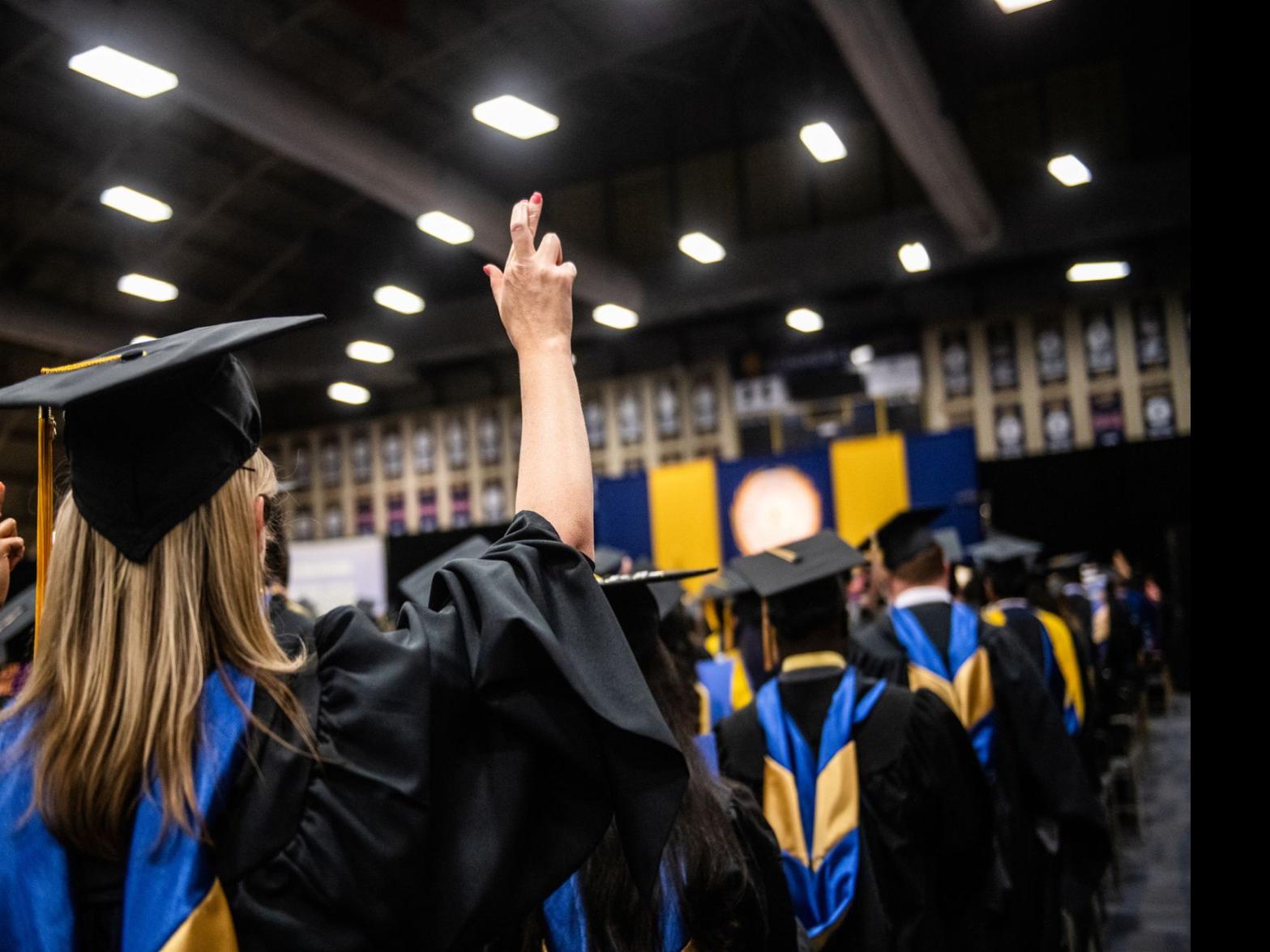 Texas A M Commerce Postpones Spring Graduation Due To Covid 19