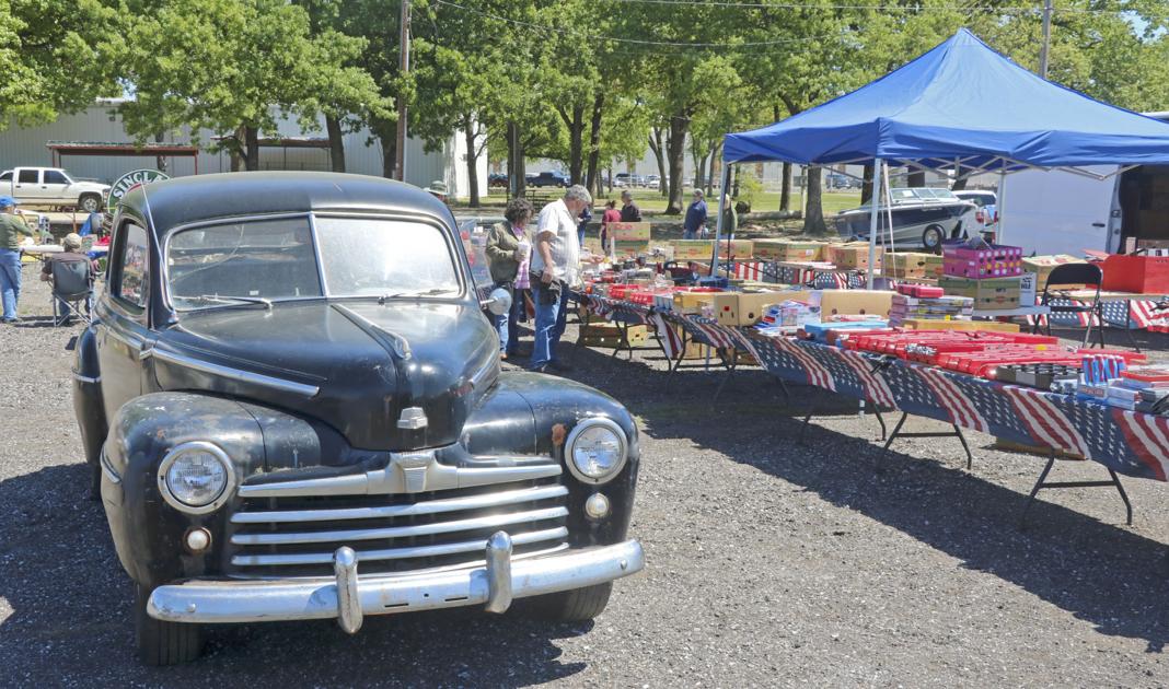 Fairgrounds site of swap meet, car show | News | heraldbanner.com