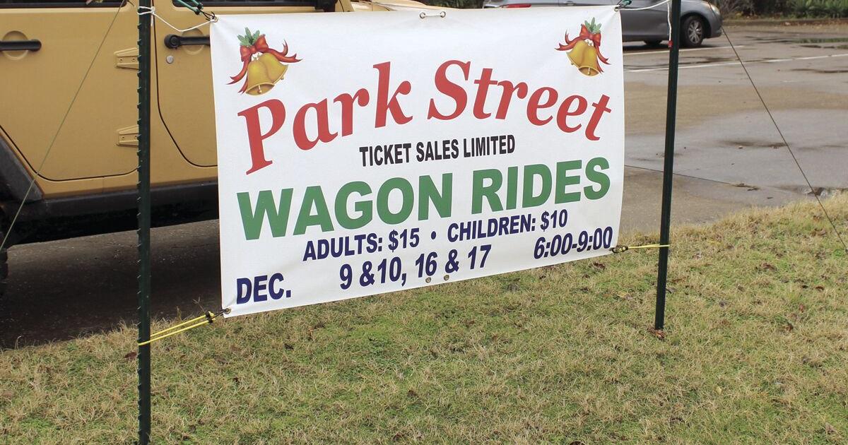Wagon Rides Sign Park Street wagon rides return this weekend | Local News | heraldbanner.com