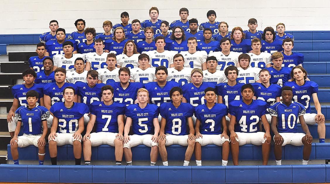 2019 Football preview Wolfe City Wolves hope to stay in front of the