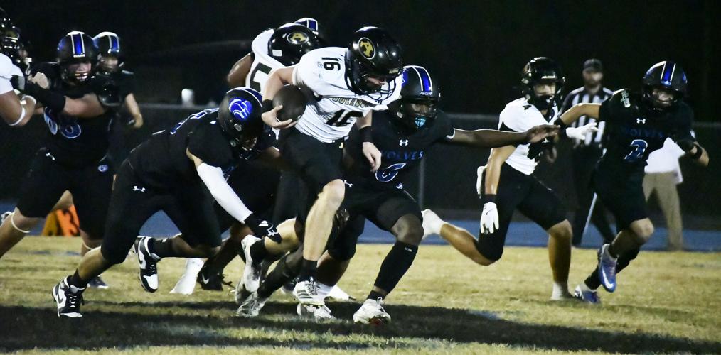 Wolfe City defense.jpg