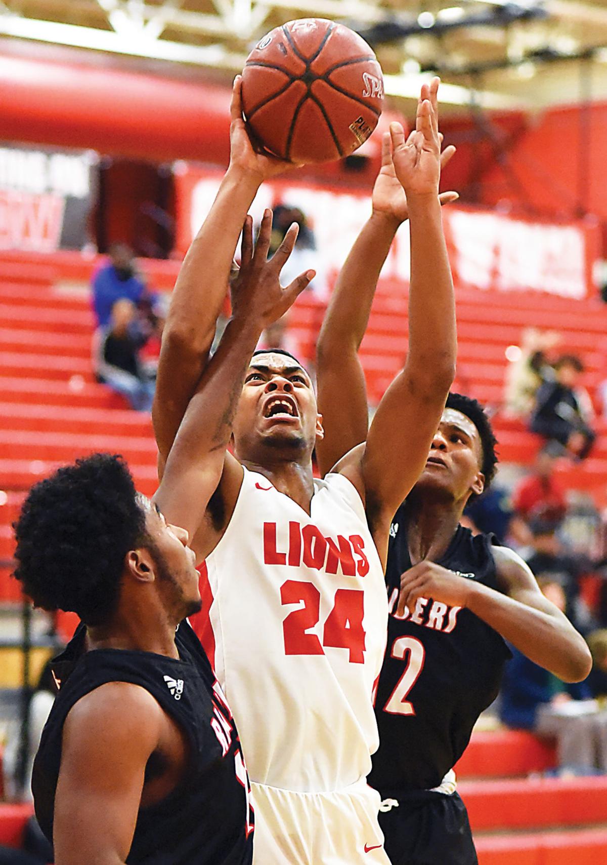 Basketball Roundup Abrego S Free Throw Gives Lions 61 60 Win Over