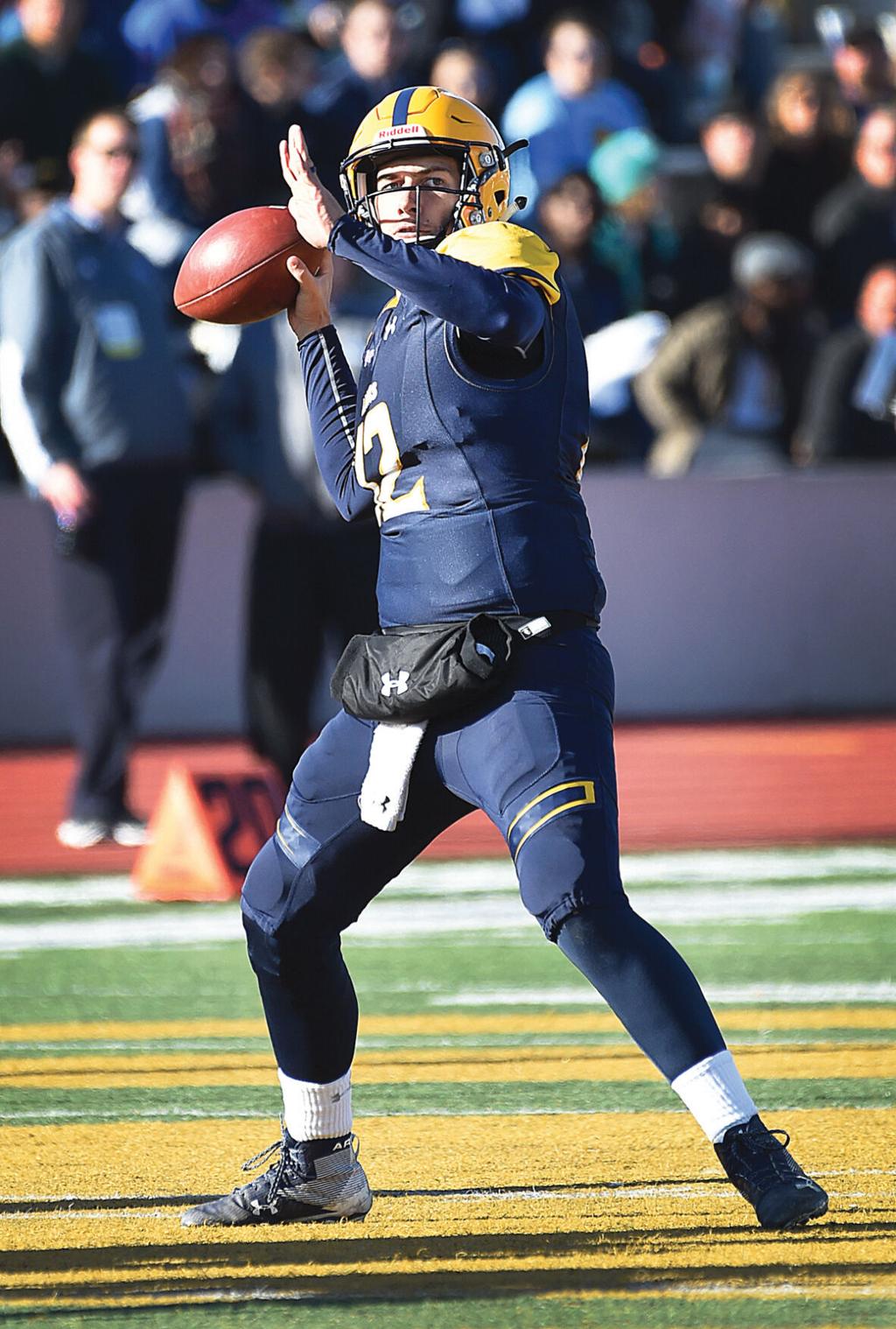 Former Texas A&M-Commerce quarterback signs again with Rams ...