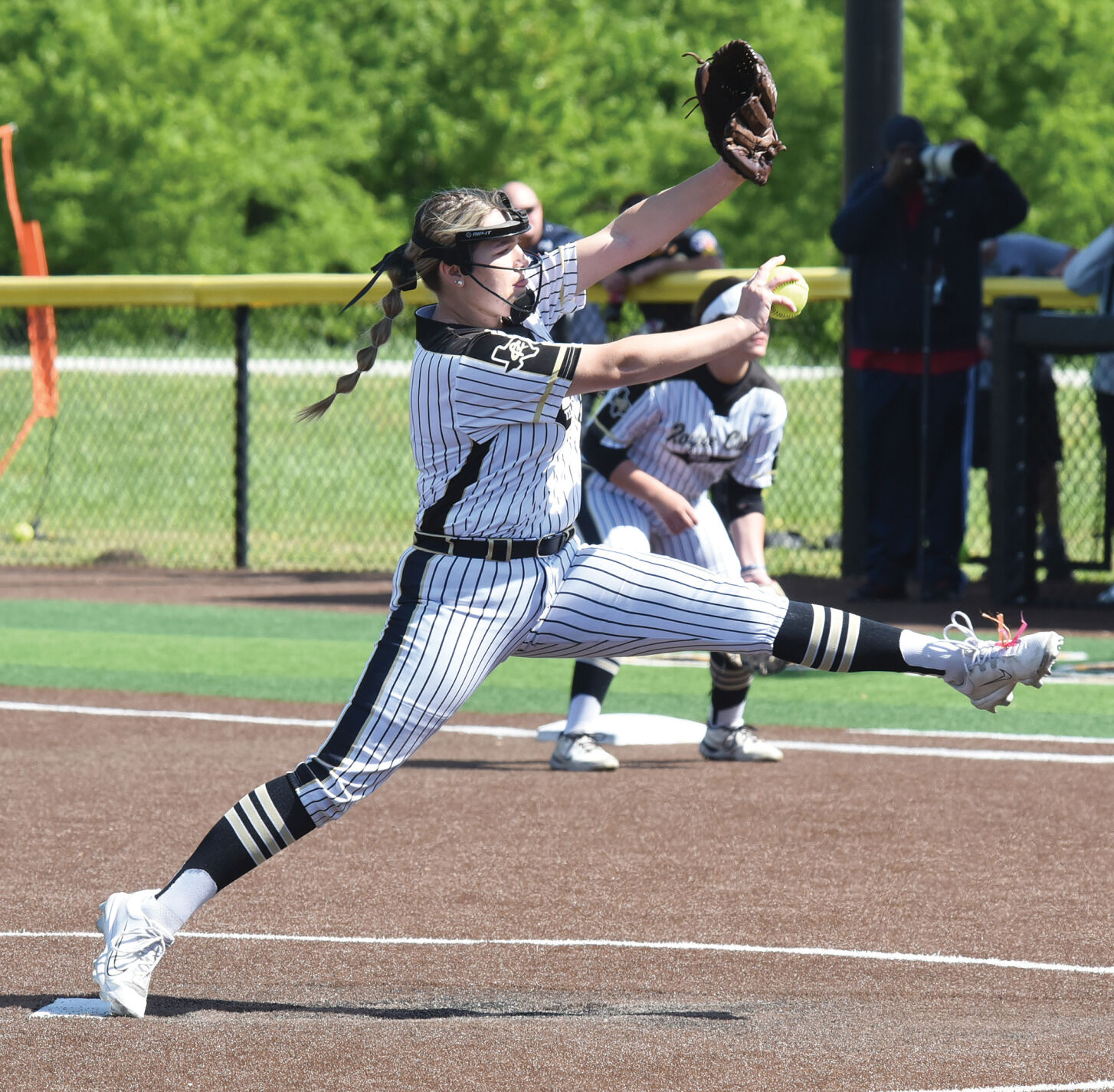 Five Local Softball Teams Advance to UIL State Playoffs
