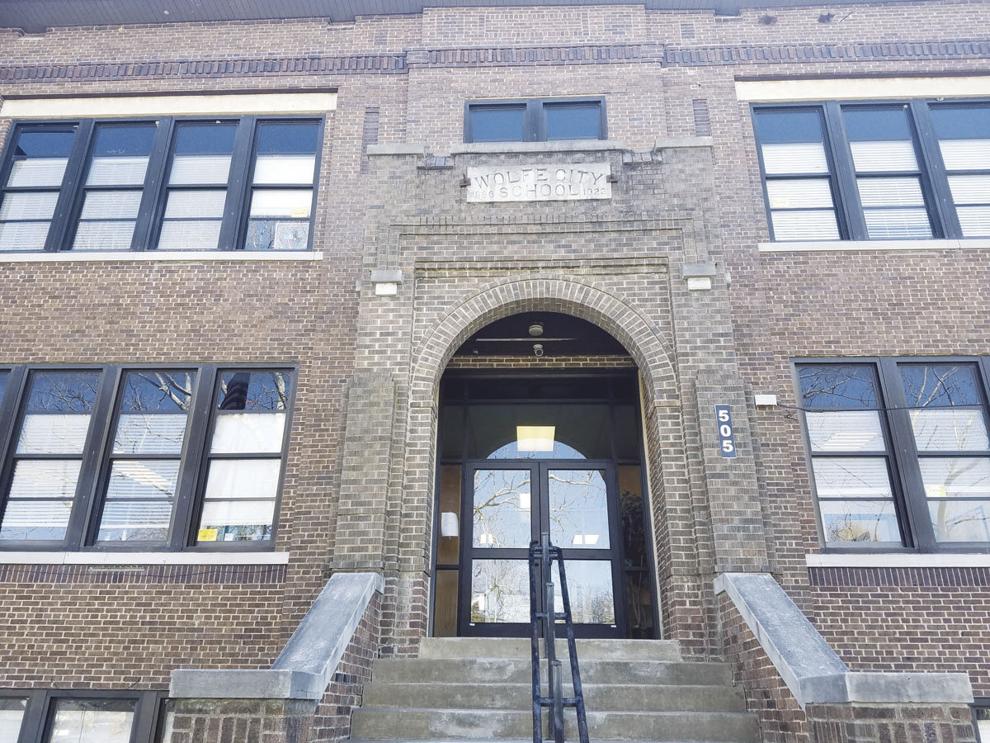 Wolfe City ISD administrators commit to preserving middle school