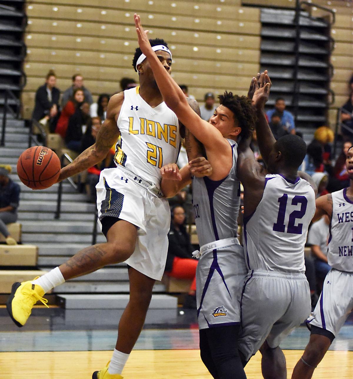 Western New Mexico Upsets No 25 A M C Lions 74 73 Sports