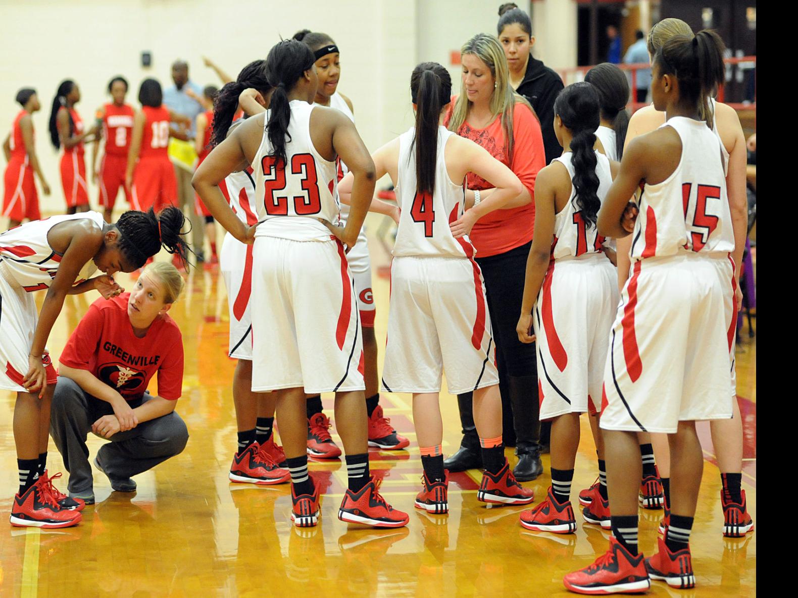 Basketball Roundup Sports Heraldbanner Com