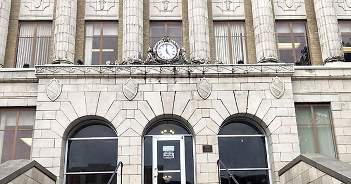 Courthouse Window County to seek bids on courthouse window restoration | Local News ...
