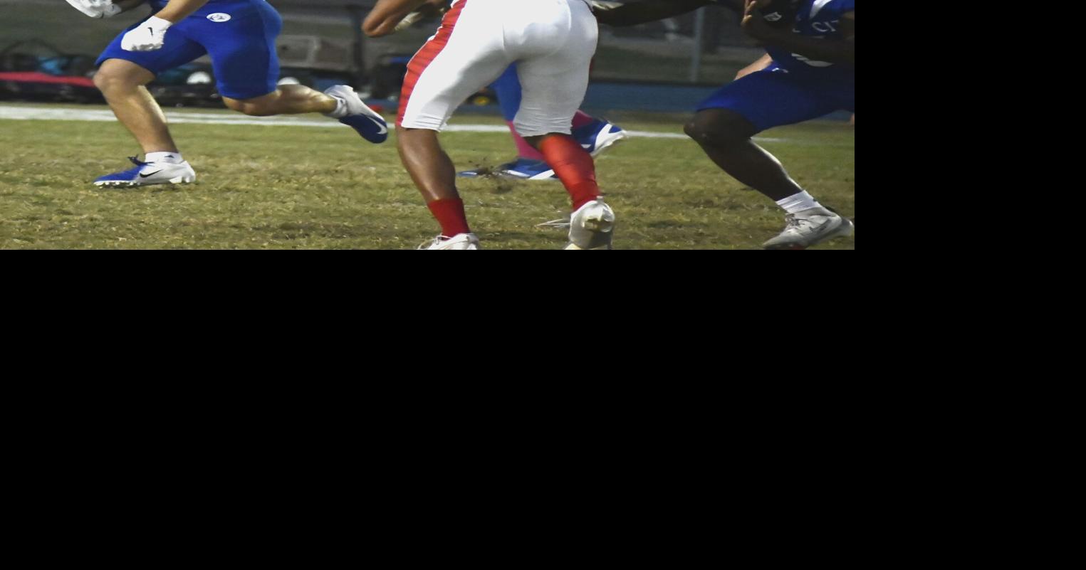 Wolfe City, Cumby, Boles football players recognized