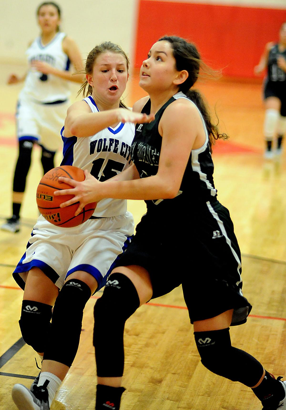 Wolfe City Lady Wolves turn back Boles Sports