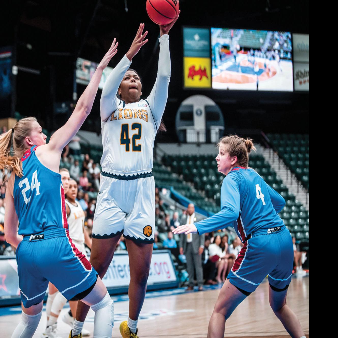 A M C Women Fall In Lsc Finals Advance To Ncaa Division Ii