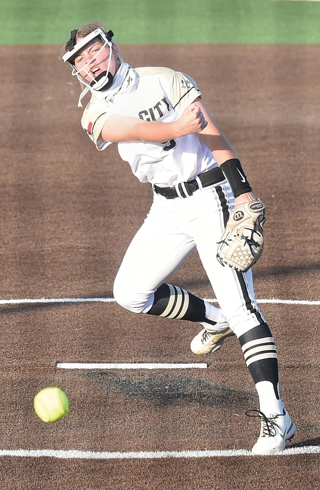 Boerne Champion rallies to beat New Braunfels Canyon in 12-5A