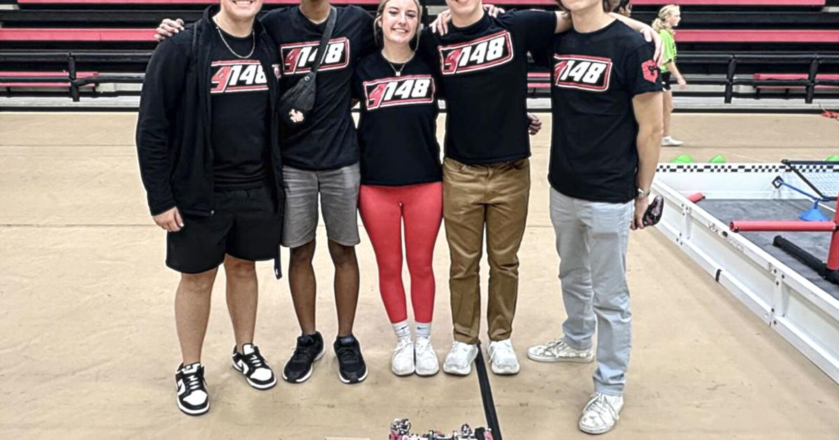 Greenville High School VEX Robotics teams start season off strong - Image