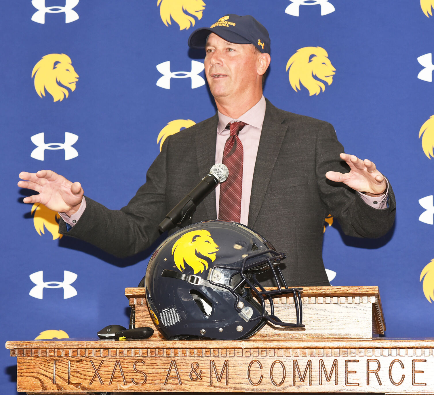 Texas A&M Commerce Football Coaches: A Comprehensive Overview