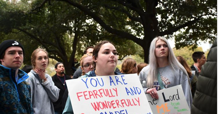 Pro-life rally brings hundreds to Capitol - Vimarsana News