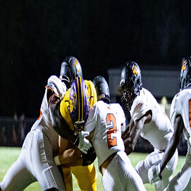 Edgewood Stops Commerce S Last Pass For 28 23 Win Sports