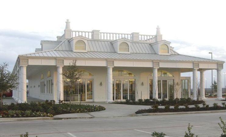 Collin Street Bakery closes its Greenville location ...