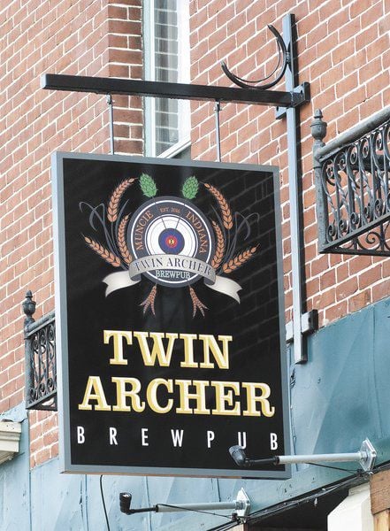 Restaurant Review Twin Archer Brewpub Has Food For Everyone Mad