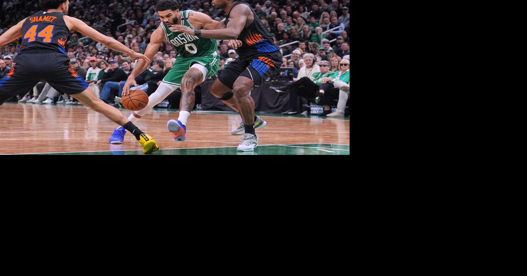 Jayson Tatum scores 36, sizzles down the stretch as Celtics fend off Knicks 107-103