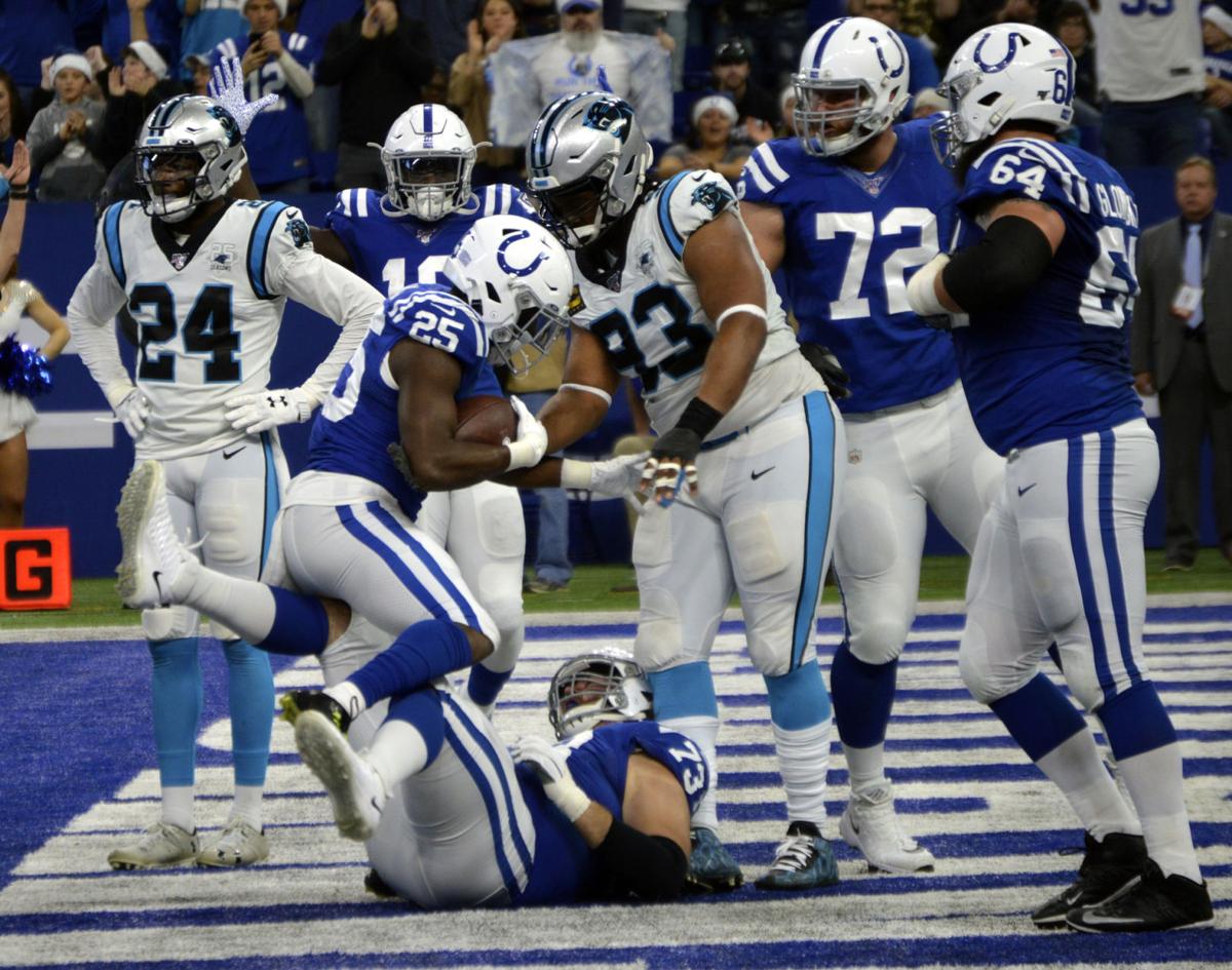 Marlon Mack touchdown.jpg