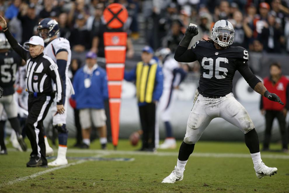 Colts add DE Denico Autry to open free agency | Sports | heraldbulletin.com