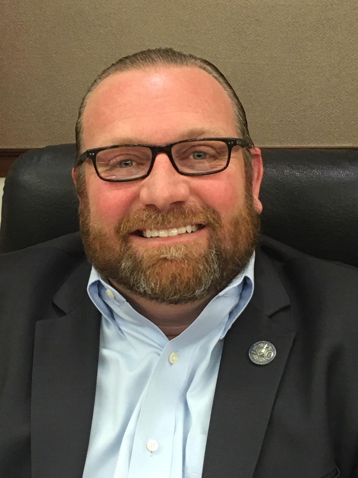 Elwood Considers Fees For Bulk Trash Local News Heraldbulletin Com