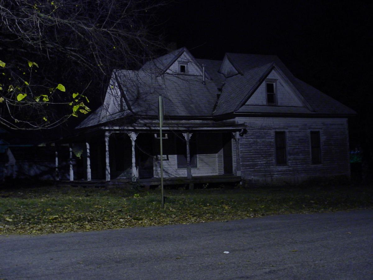 Slideshow America S 13 Best Haunted Houses Heraldbulletin Com