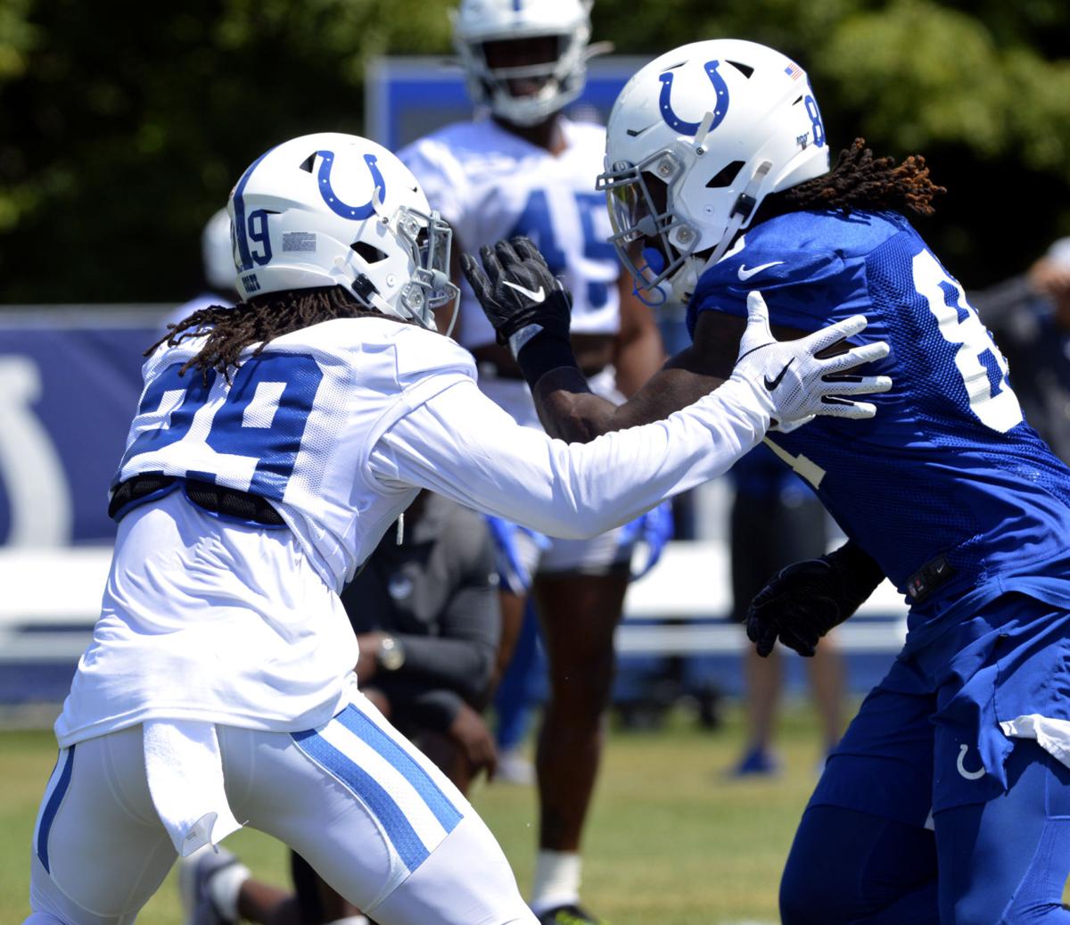 Malik Hooker and Mo Alie-Cox.jpg