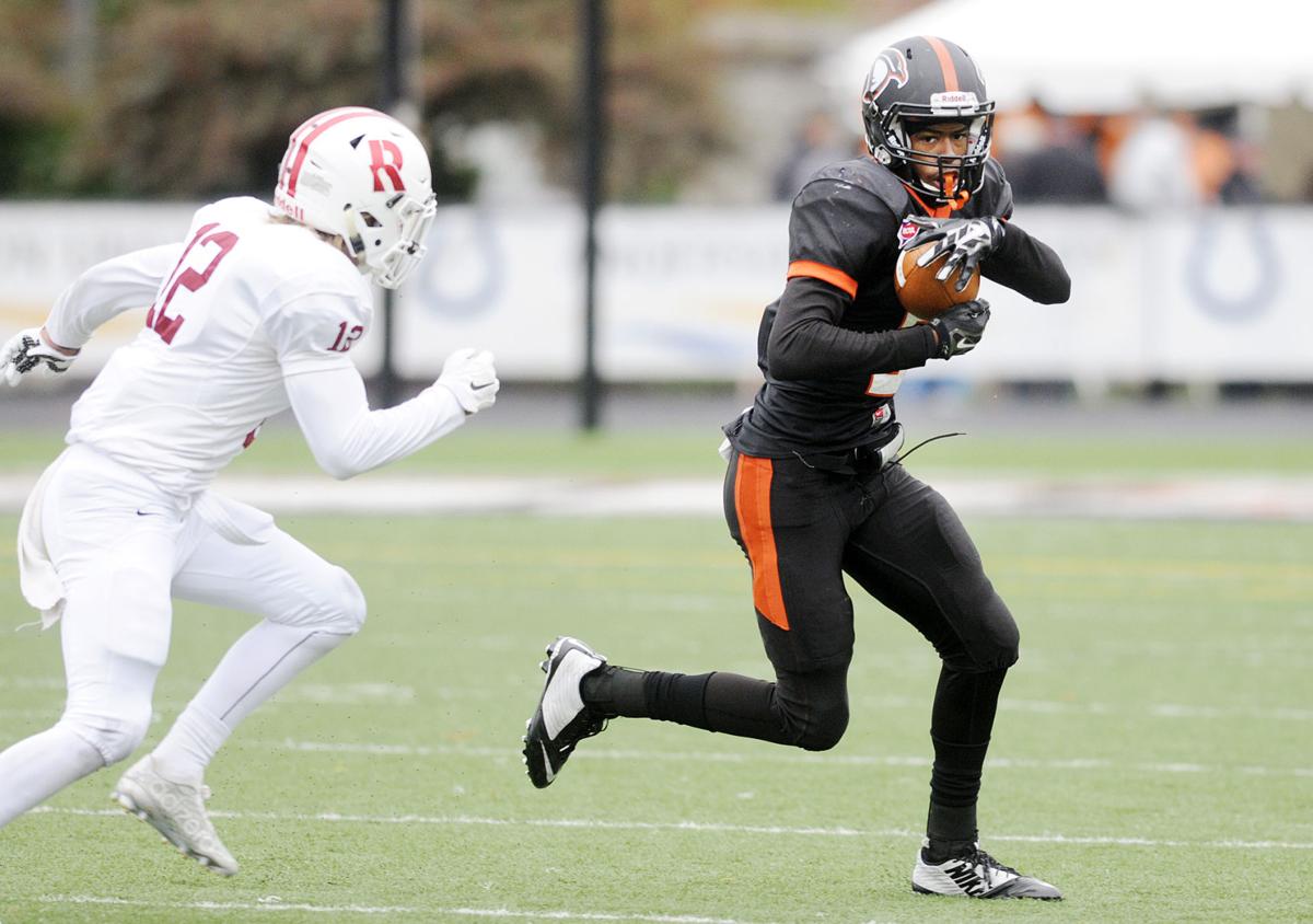 Rose Hulman Roughs Up Ravens At Homecoming Sports Heraldbulletin Com