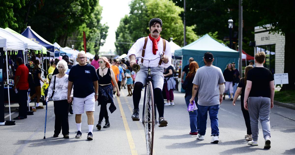 Popular bed races return for this year's Anderson Gaslight Festival