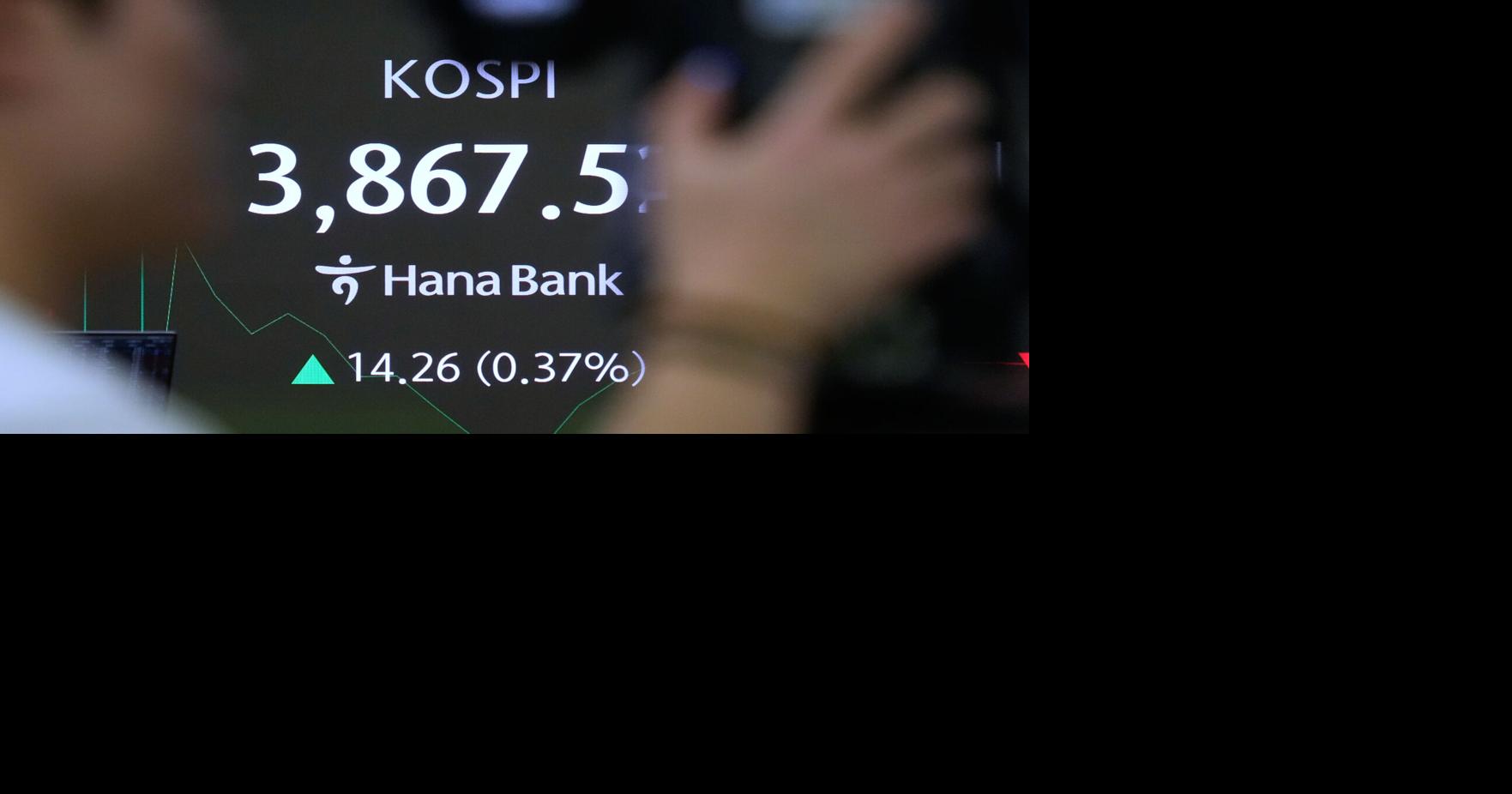 US stocks open higher at the start of a holiday-shortened week