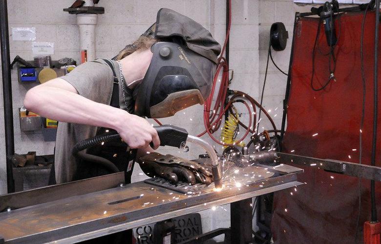 I saw this broken helmet in my highschools shop. : r/Welding